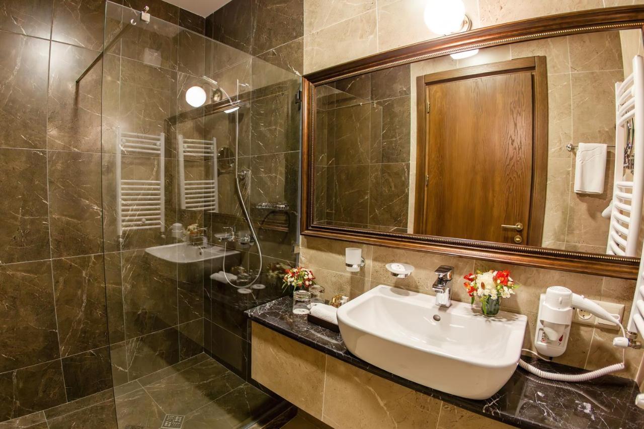 Reikartz Avlabari Tbilisi Hotel Bagian luar foto