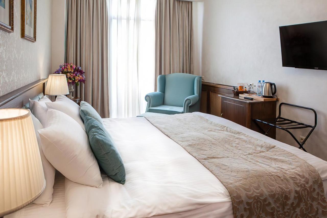 Reikartz Avlabari Tbilisi Hotel Bagian luar foto