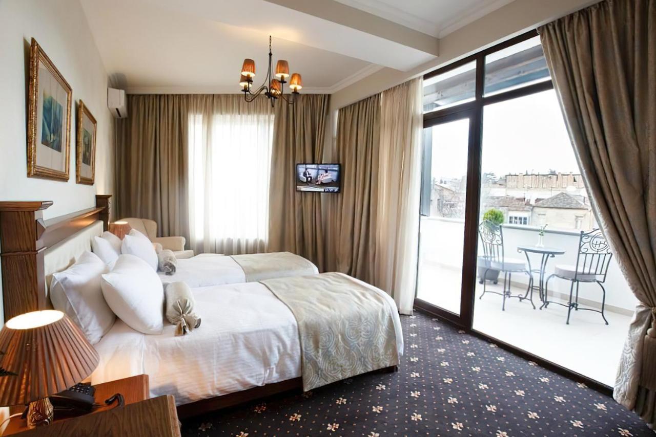 Reikartz Avlabari Tbilisi Hotel Bagian luar foto